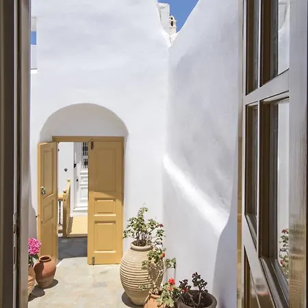 Erato Traditional Town House