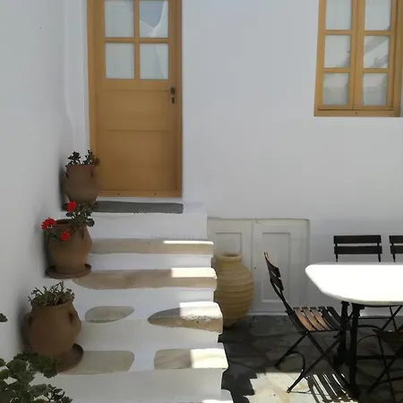 Apartman Erato Traditional Town House