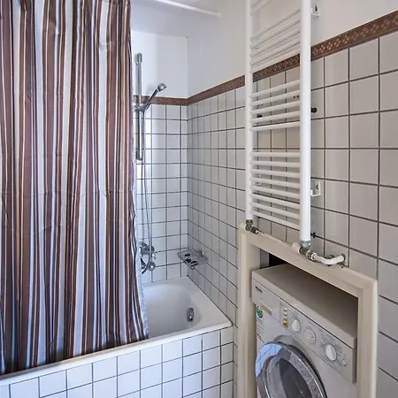 Apartman Erato Traditional Town House